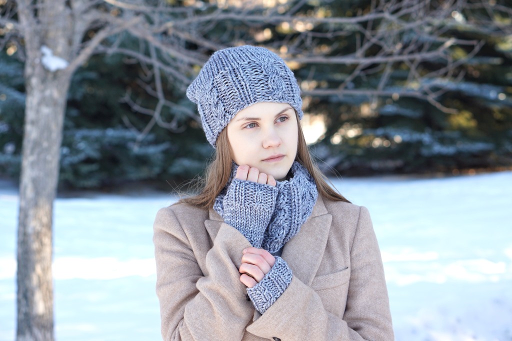Cozy Cable scarves, hand warmer, hats, ear warmers…