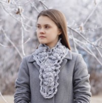 elegant-rose-long-scarf-snowfall-gray-hand-warmers7