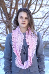 elegant-lace-chain-scarf-pink1